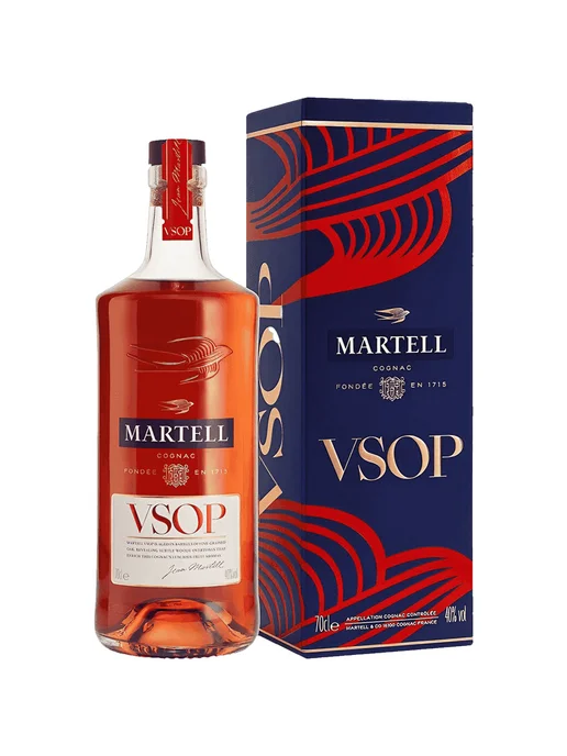 Martell Коньяк VSOP Aged in Red Barrels 0,7 л в упаковке, 700 мл