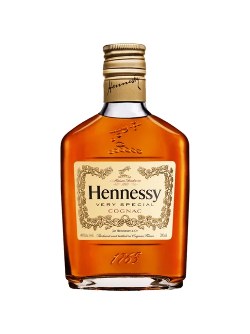Hennessy Коньяк VS 0,7 л, 200 мл