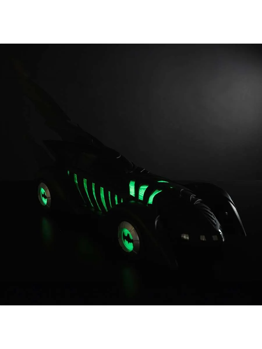 Фигурка DС Multiverse Бэтмен Навсегда Бэтмобиль (Gitd) 79см