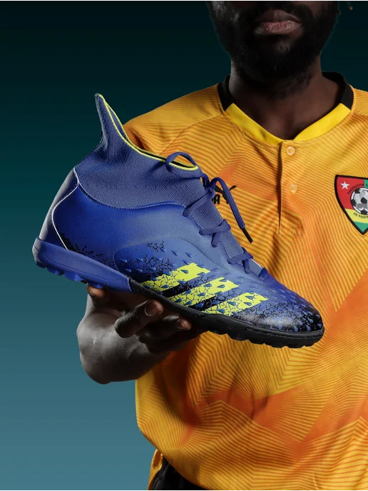 adidas Бутсы Сороконожки Predator, синий